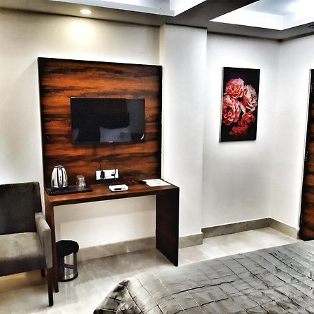 Airport Hotel Delhi Aerocity, 15 Mins Yashobhoomi Nuova Delhi Esterno foto