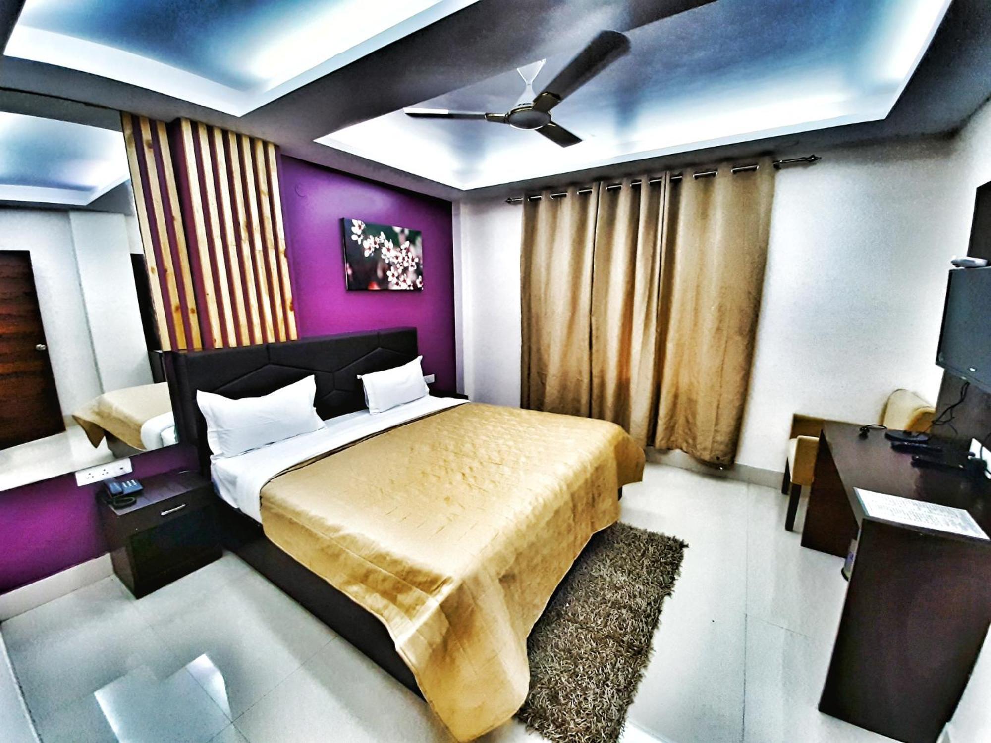 Airport Hotel Delhi Aerocity, 15 Mins Yashobhoomi Nuova Delhi Esterno foto