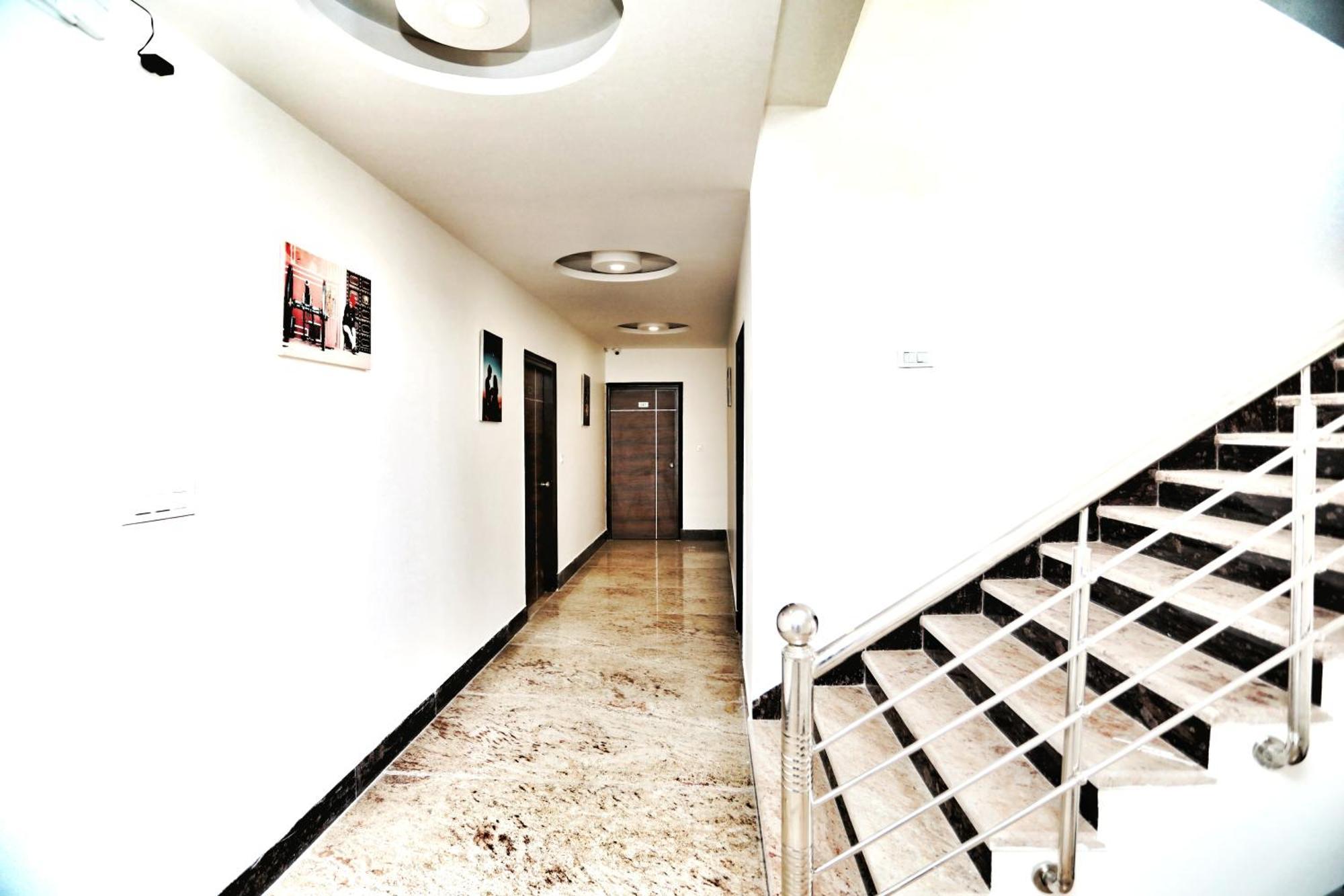 Airport Hotel Delhi Aerocity, 15 Mins Yashobhoomi Nuova Delhi Esterno foto